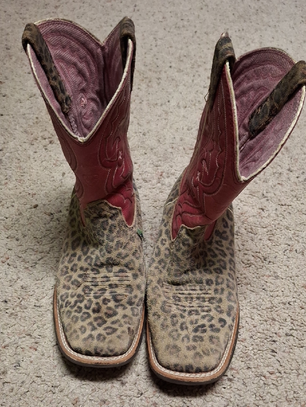 Ariat Leopard Print Western Cowgirl Boots in Pink